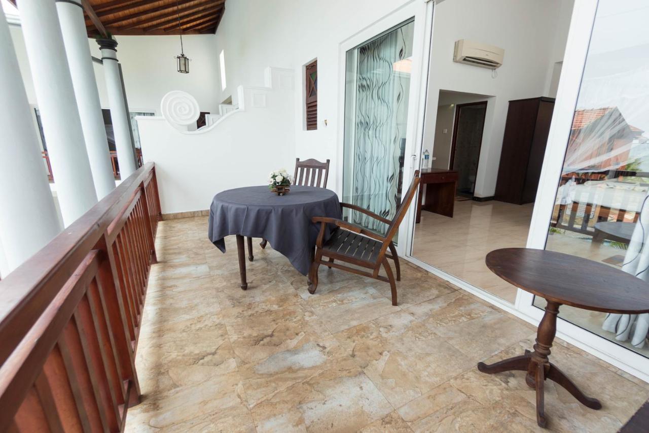Hotel Neptune Bay Unawatuna Beach エクステリア 写真