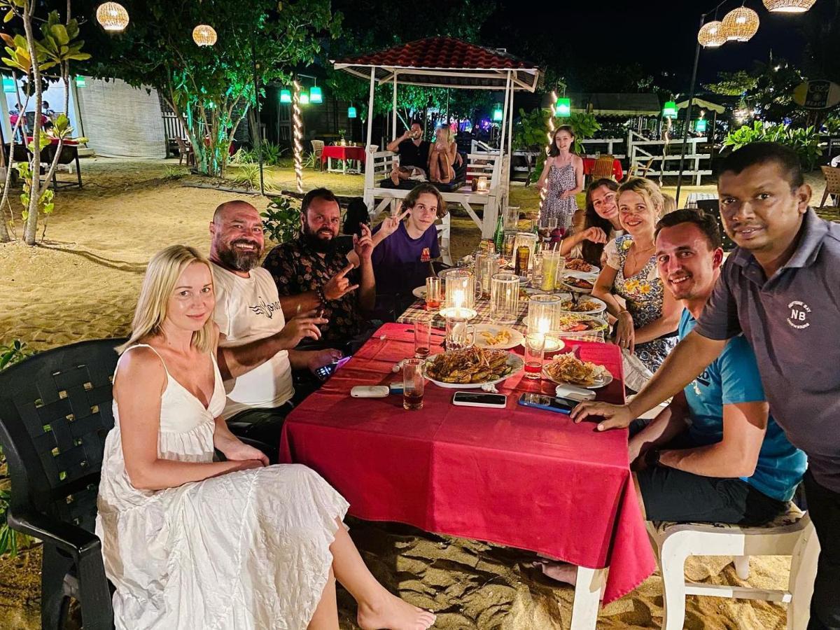 Hotel Neptune Bay Unawatuna Beach エクステリア 写真