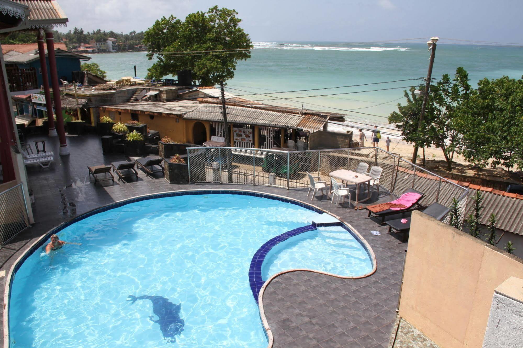 Hotel Neptune Bay Unawatuna Beach エクステリア 写真